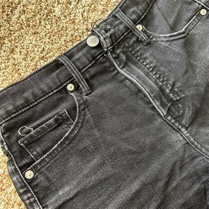 banana republic mid rise black cut off shorts - 25P